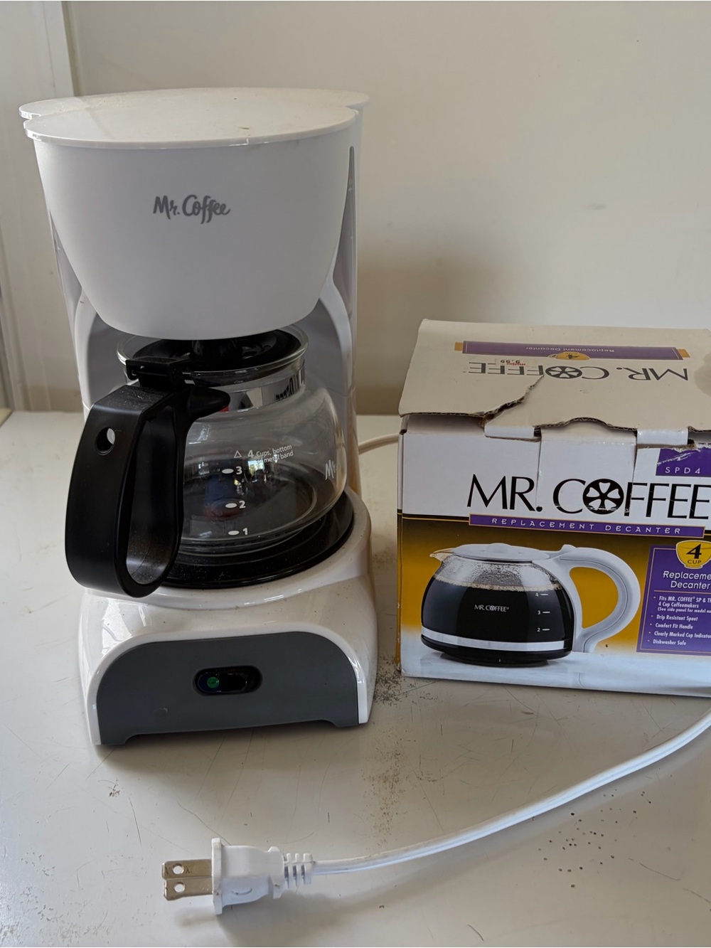 Mr. Coffee White Drip Coffee Maker with Glass Carafe
